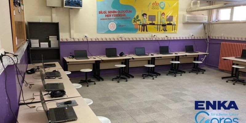 ENKA delivered the computers to Malatya Bakımlı Primary & Middle School