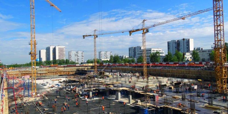ENKA’nın kendi yatırım projesi olan Kashirskaya Alışveriş Merkezinin inşaatı devam ediyor.