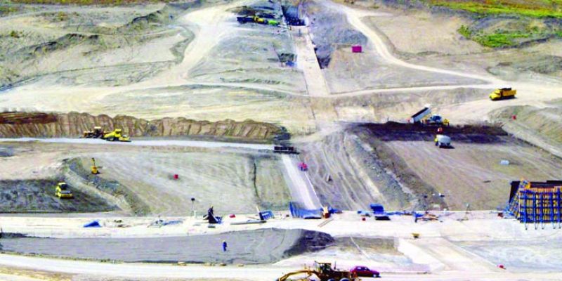 QUED_ATMANIA_DAM_012