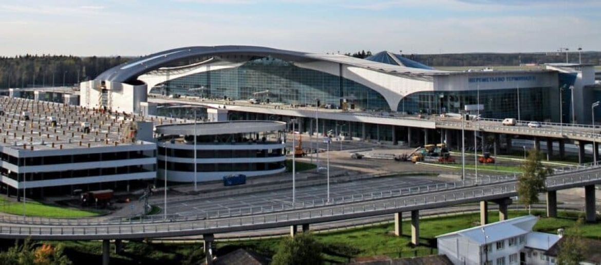 Окончание работ в аэропорту Шереметьево, терминал 3, в Москве